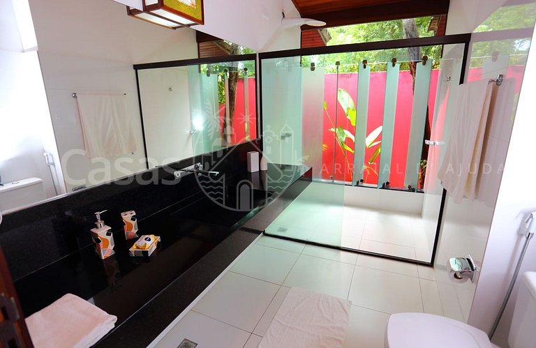 Casa Carlo - Charmosa com piscina a 100 metros da praia