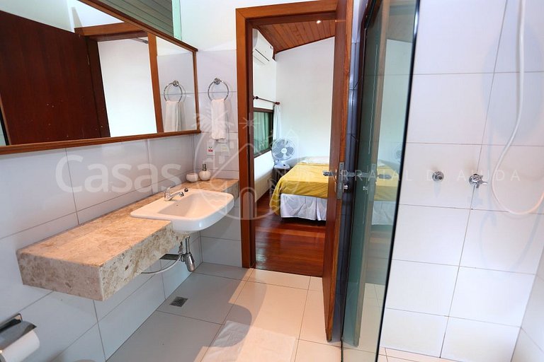 Casa Carlo - Charmosa com piscina a 100 metros da praia