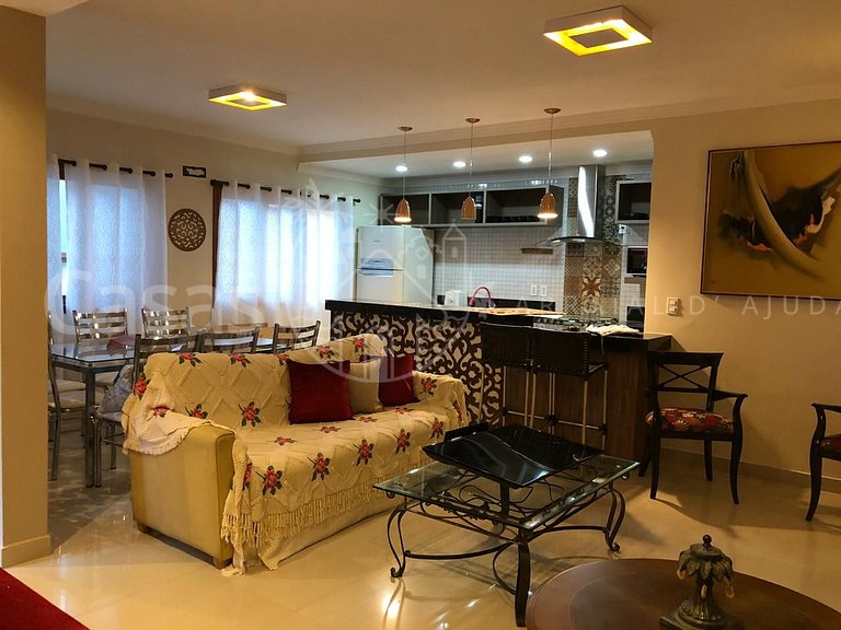 Casa Amarela linda propriedade no centrinho Arraial d'Ajuda
