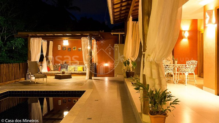 Casa Vermelha Área de lazer piscina exclusiva churrasqueira