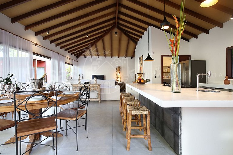 Casa Natura - Alto padrão com piscina e maravilhoso lounge
