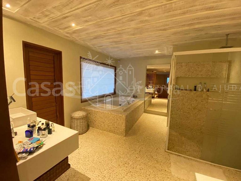 Casa Vitória - Maravilhosa casa com 5 suítes e vista mar em