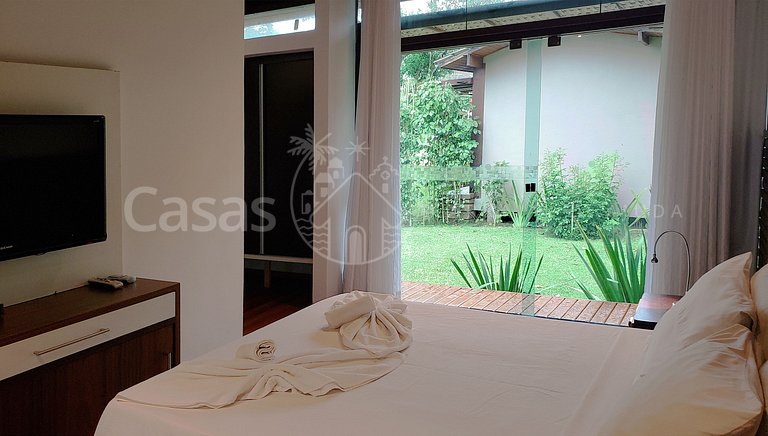 Casa Carlo - Charmosa com piscina a 100 metros da praia