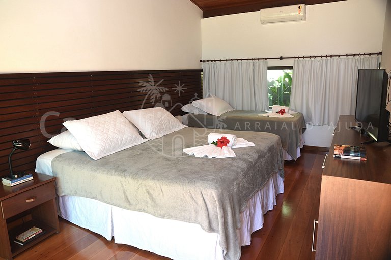 Casa Carlo - Charmosa com piscina a 100 metros da praia