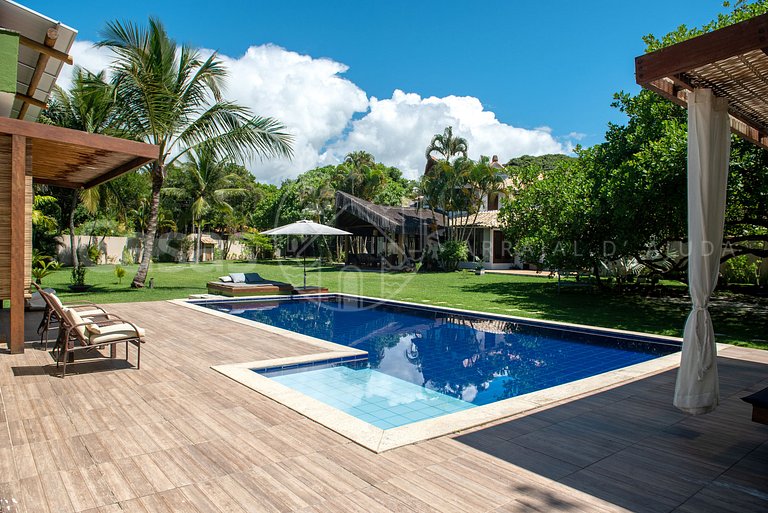 Casa Paraíso - Casa incrível com linda área de lazer - 8 suí
