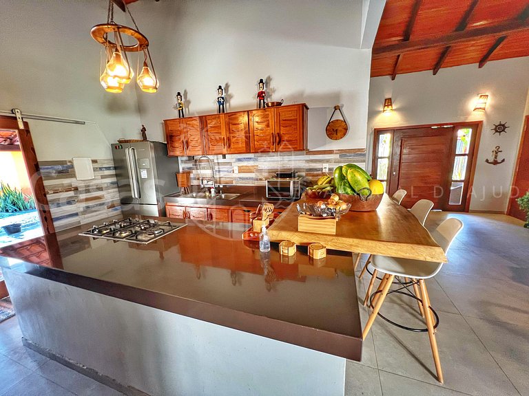 Villa Mare - A Beira mar com 9 suítes em Arraial d'Ajuda