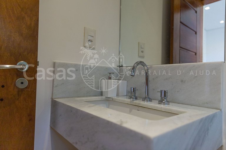 Moderna e impecável no Alto da Pitinga em Arraial d'Ajuda