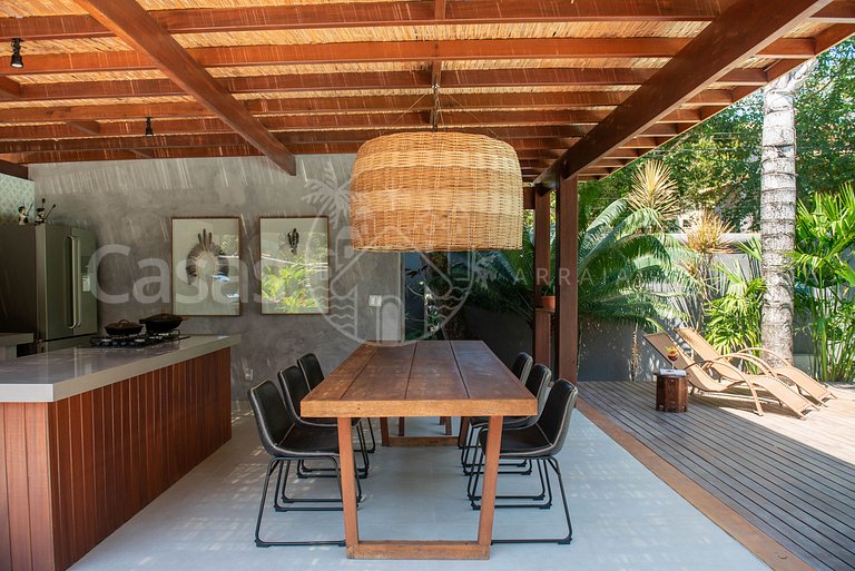 Casa Maria - Impecável com 4 suítes e lazer com piscina excl