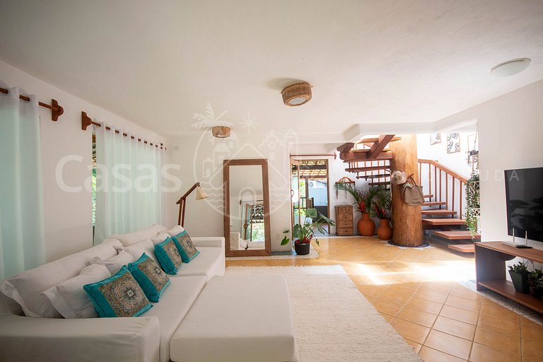 Casa Maria - Impecável com 4 suítes e lazer com piscina excl