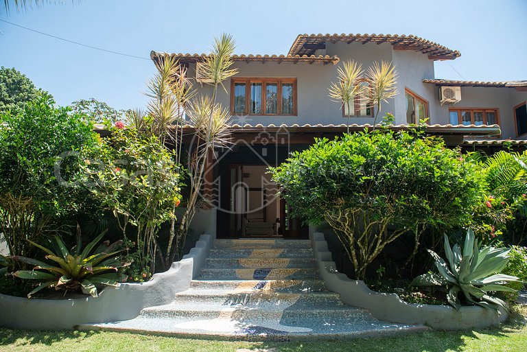 Casa Maria - Impecável com 4 suítes e lazer com piscina excl