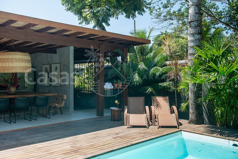 Casa Maria - Impecável com 4 suítes e lazer com piscina excl