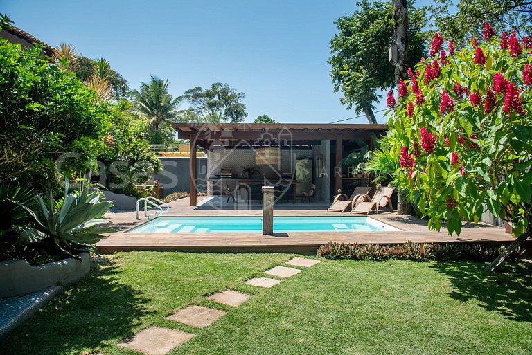 Casa Maria - Impecável com 4 suítes e lazer com piscina excl