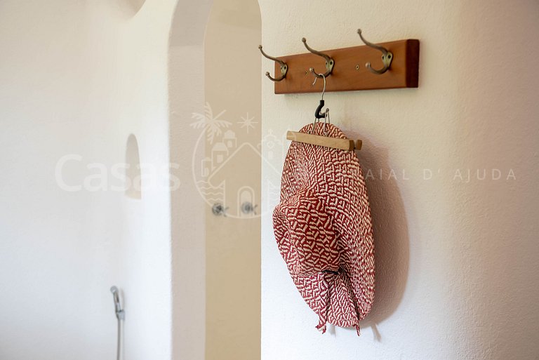 Casa Maria - Impecável com 4 suítes e lazer com piscina excl