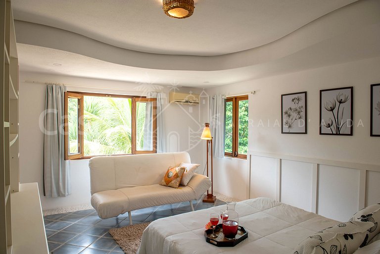 Casa Maria - Impecável com 4 suítes e lazer com piscina excl