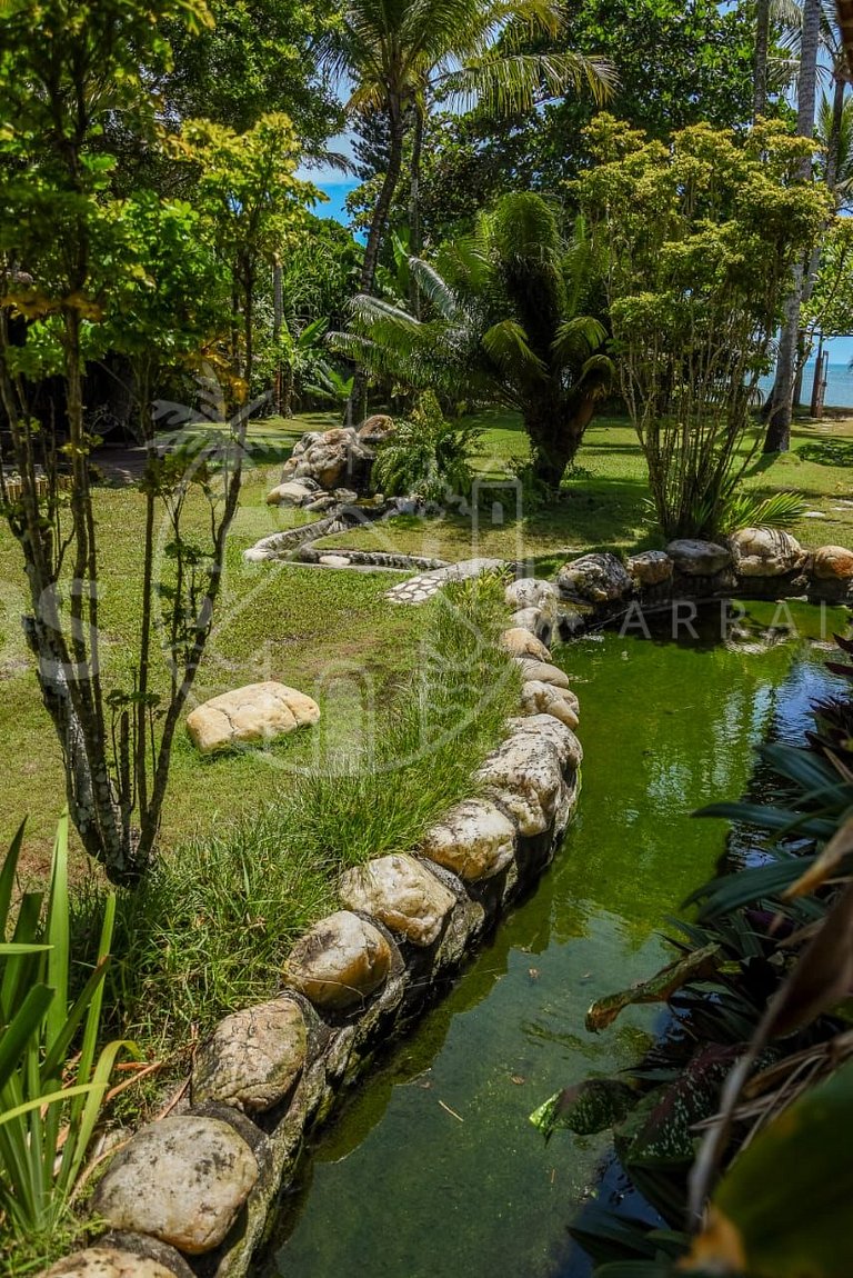 Casa Wari - Maravilhosa estilo Indonésio à beira mar