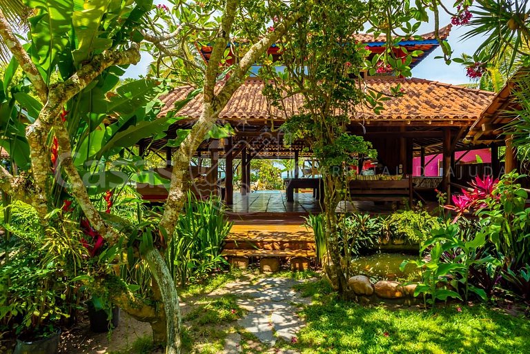 Casa Wari - Maravilhosa estilo Indonésio à beira mar