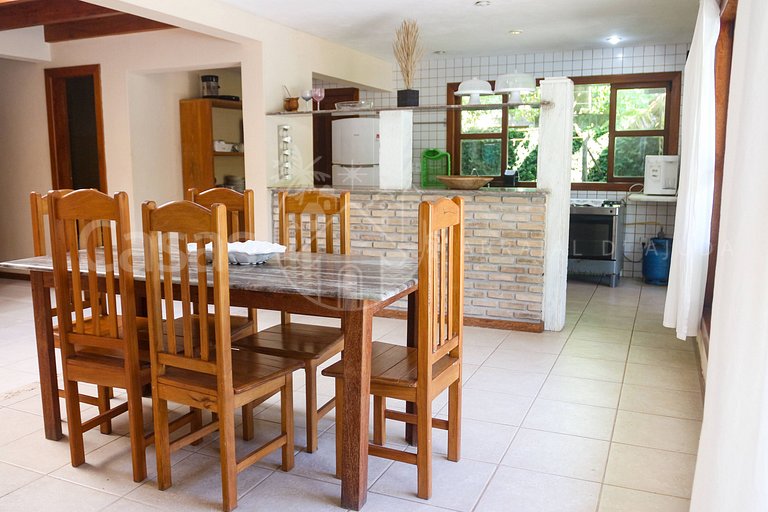Casa Cacau - Seis quartos e maravilhoso jardim com piscina