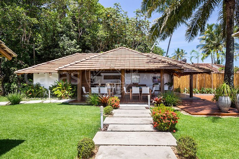 Casa Viva - Elegante propriedade com vista para o mar