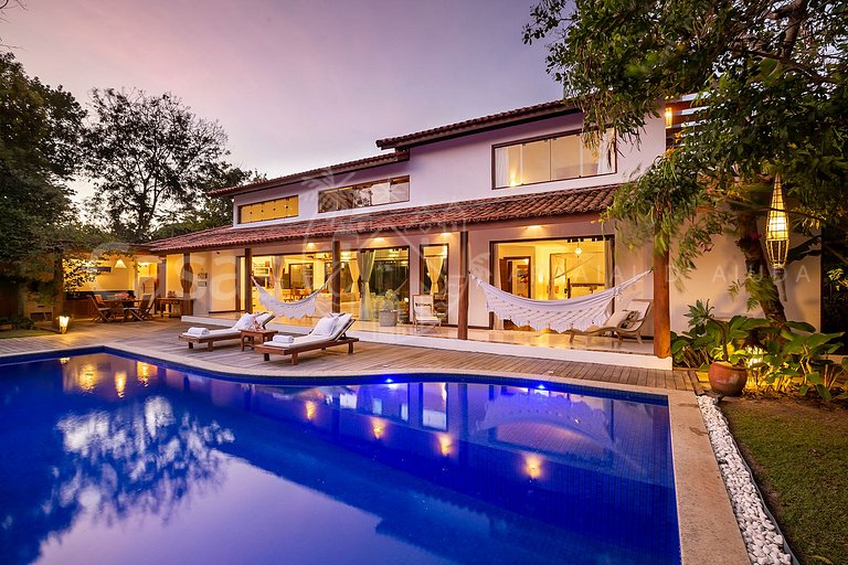 Casa Flor - Elegância e conforto pertinho da praia