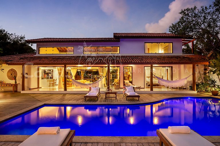 Casa Flor - Elegância e conforto pertinho da praia
