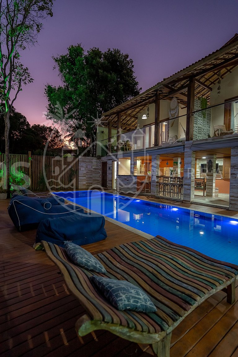 Villa Maritaca - Condomínio com piscina no centrinho