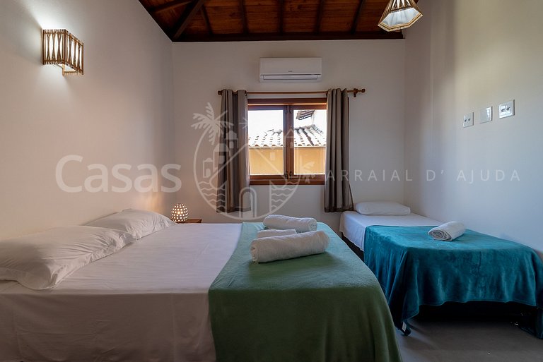 Villa Maritaca - Condomínio com piscina no centrinho