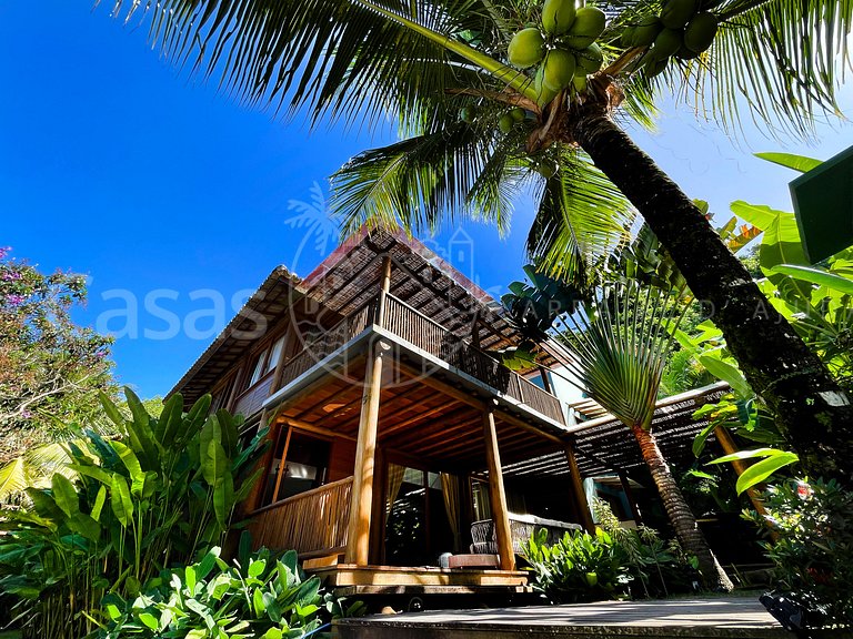 Casa Coral - Linda casa em condomínio com piscina a beira ma