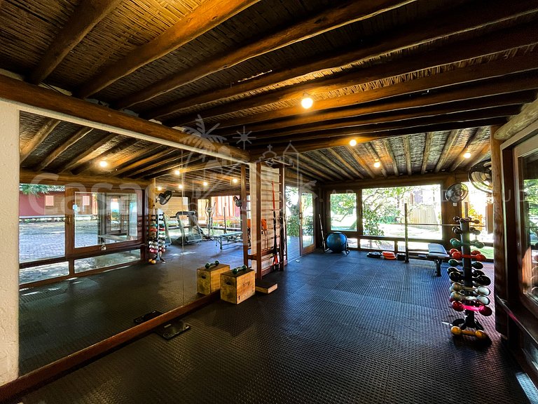 Casa Coral - Linda casa em condomínio com piscina a beira ma