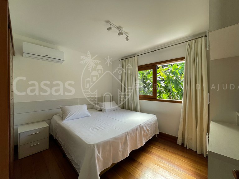 Casa Coral - Linda casa em condomínio com piscina a beira ma