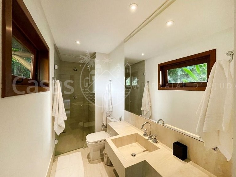 Casa Coral - Linda casa em condomínio com piscina a beira ma