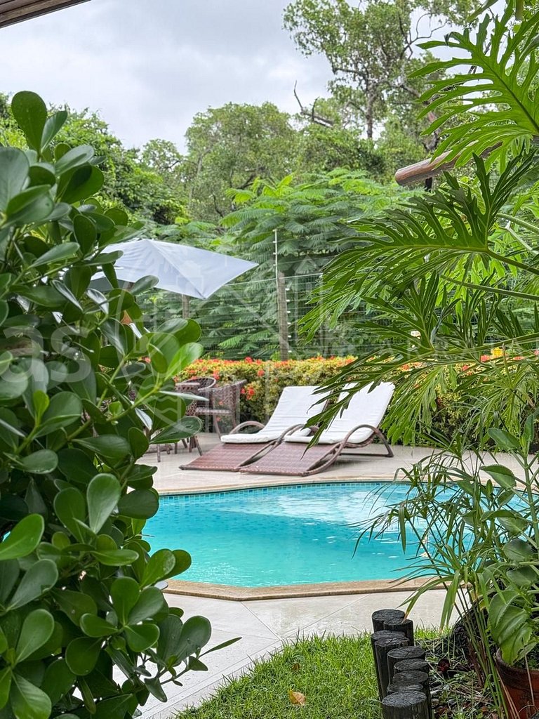 Casa das Plantas - Fantástica casa com linda piscina