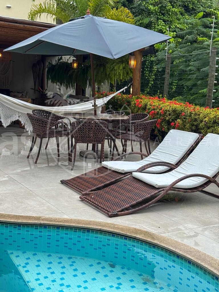 Casa das Plantas - Fantástica casa com linda piscina