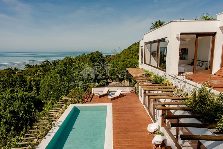 Casa Blanca - Alto padrão com suítes e piscina vista mar